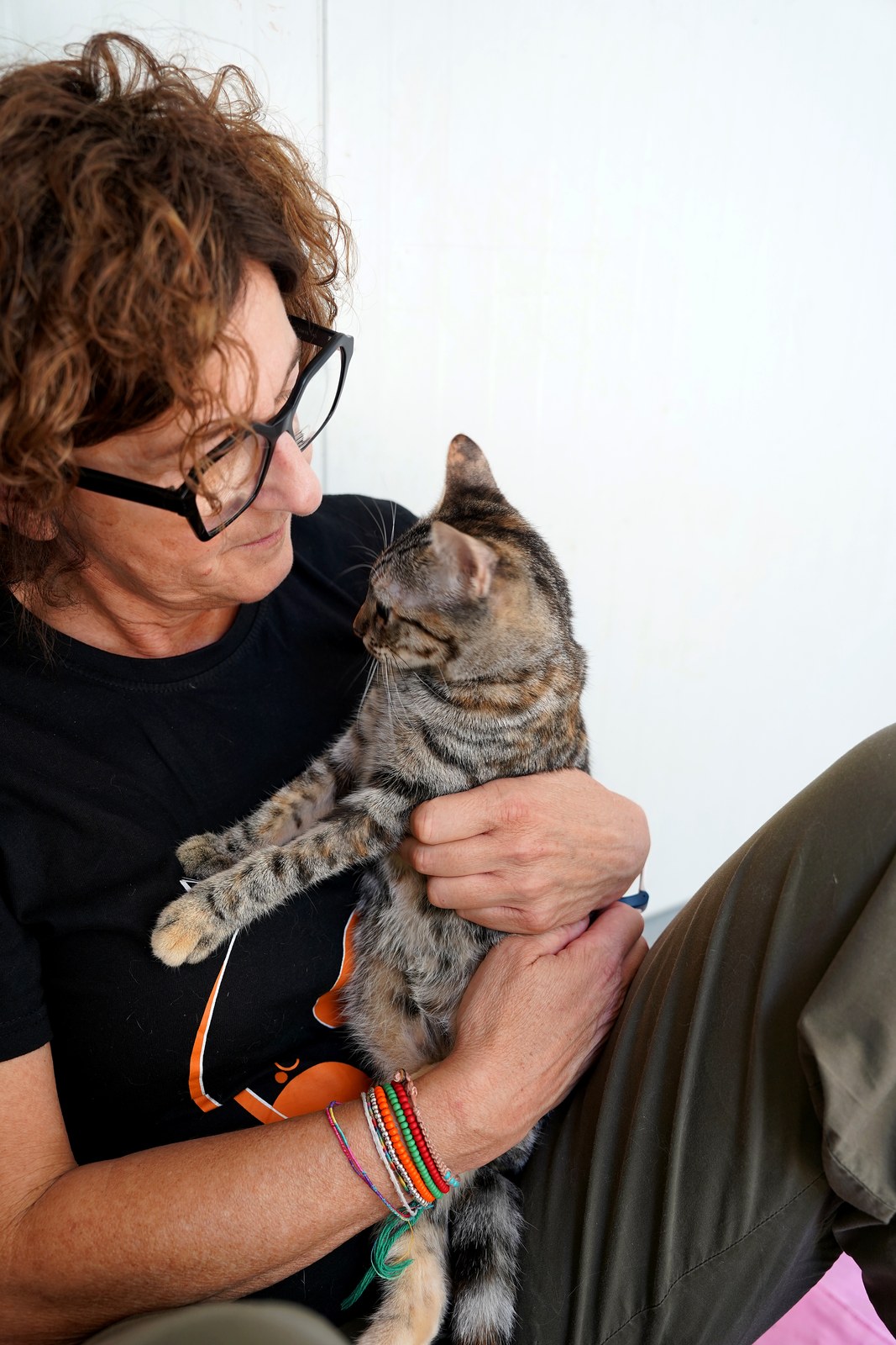 Ella cerca casa con ADICA